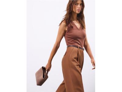 Kvalitná dámska kabelka – materiály, švy a detaily